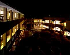 Yano-minami Elementary School: Courtyard